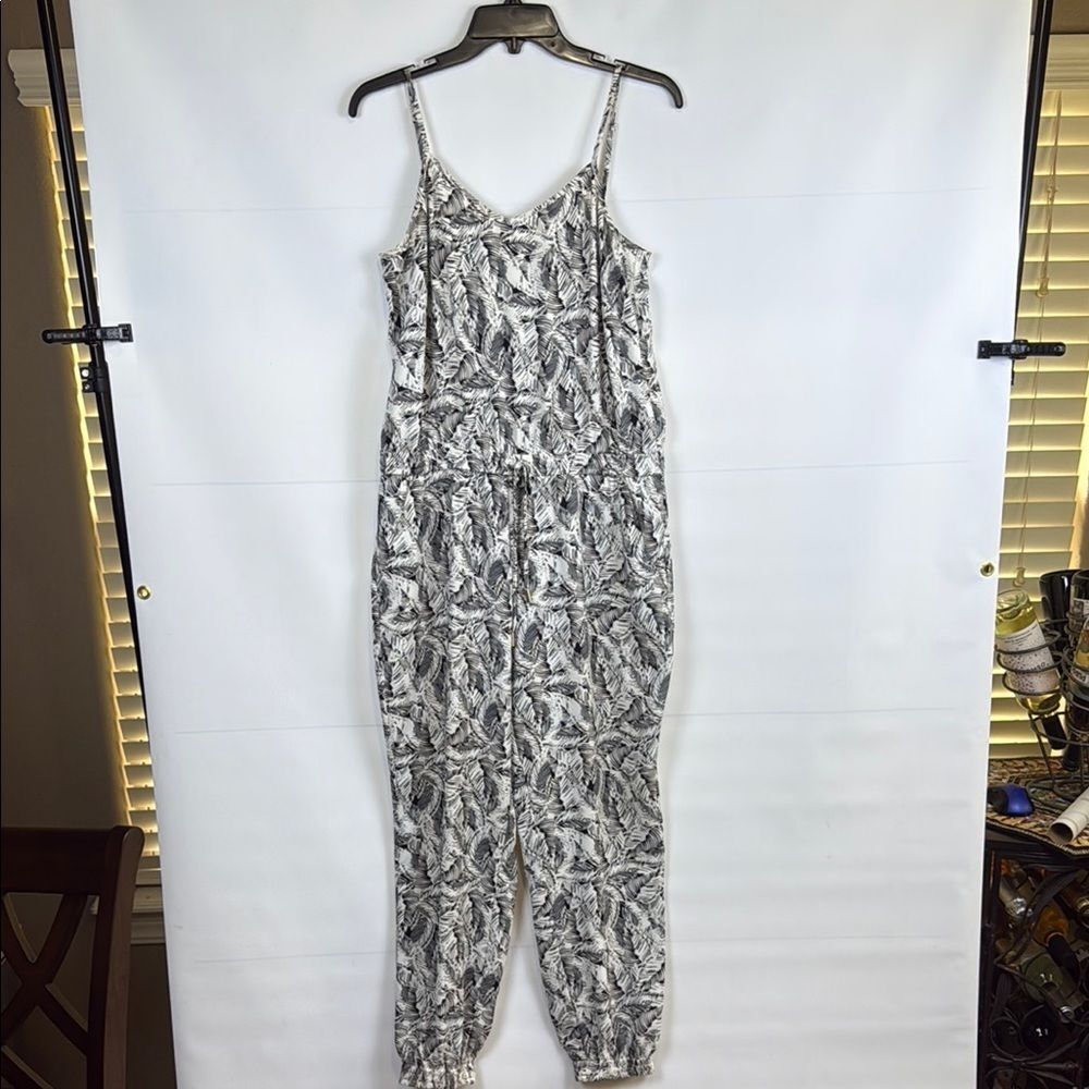 Banana Republic Black and Cream Tropical Print Jumpsuit, Size 6